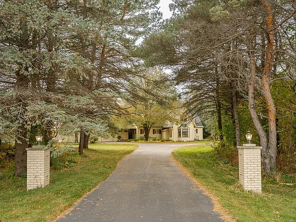 4th image of 8601 County Road 3 NW