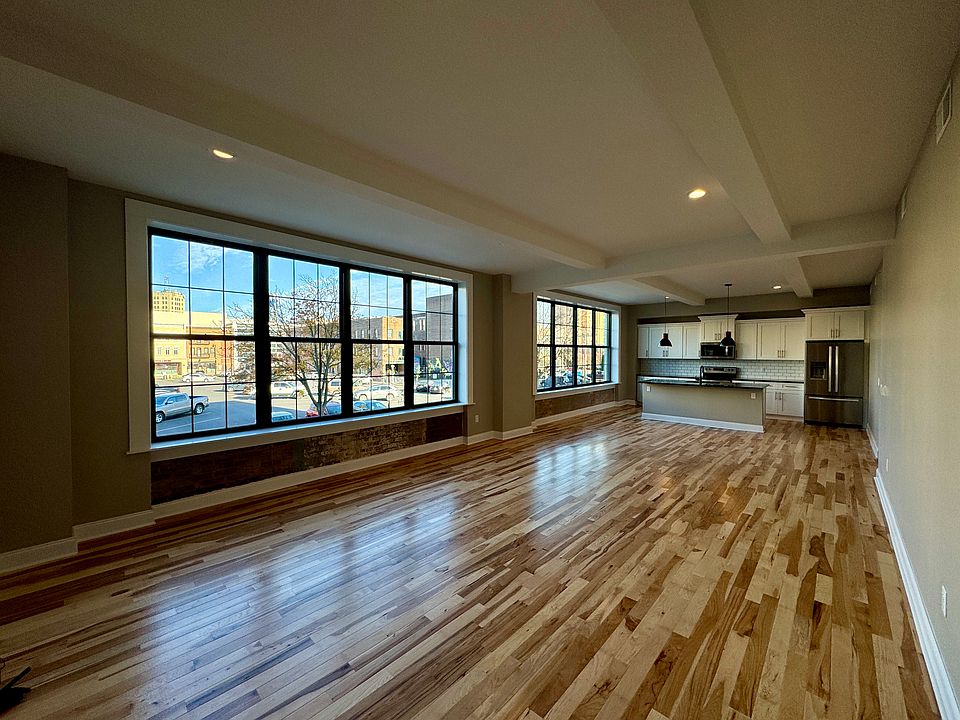 1st image of 116 S Main St #203