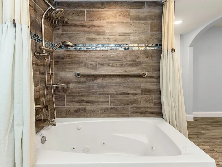 122 Caryl Way — Photo 32
