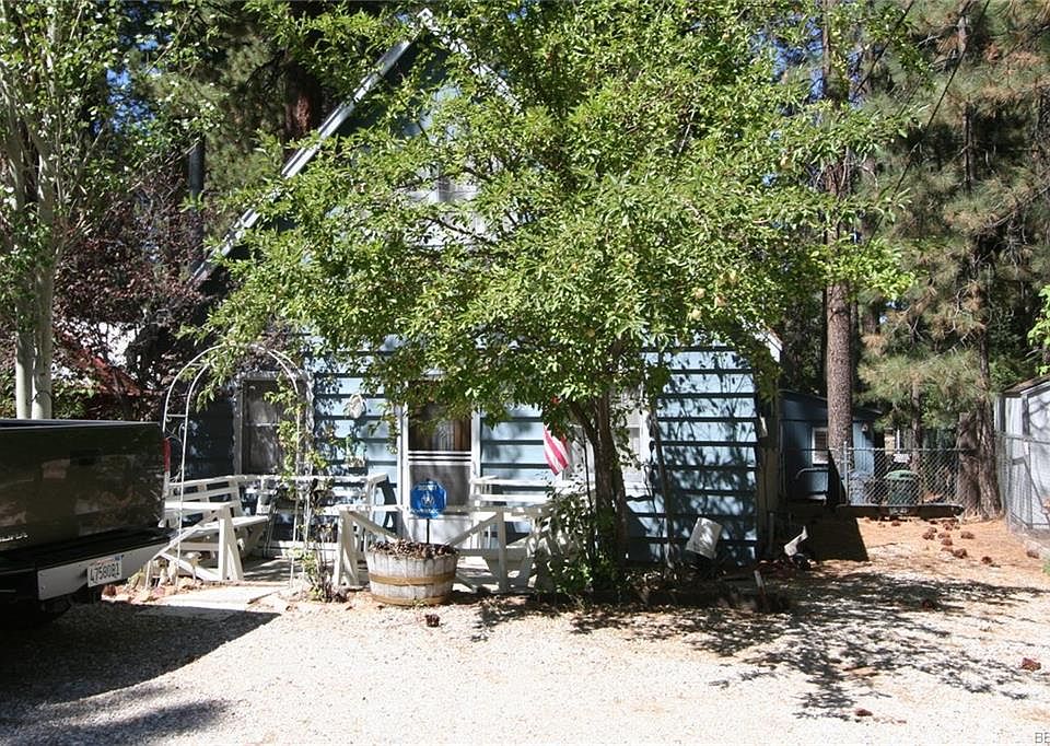 1st image of 39338 Moab Ln