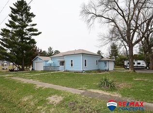 400 W 1st St, Cortland, NE 68331