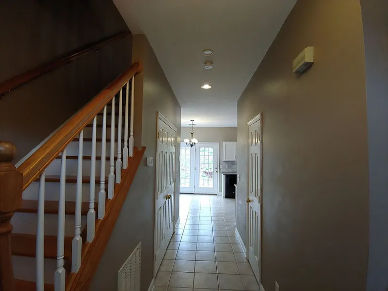 3310 Mill Spring Ct — Photo 4