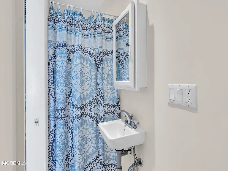 407 Gr Central Ave #3 — Photo 12