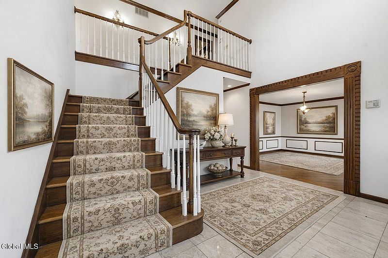 5th image of 23 Fairway Court