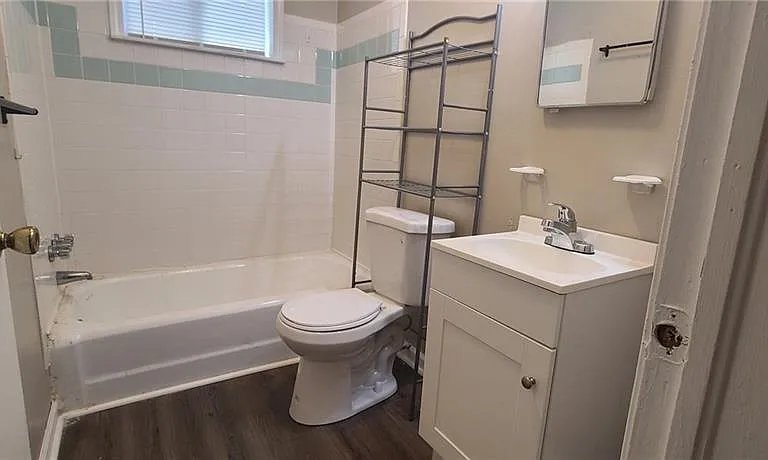 401 Saint Francis St #3 — Photo 15