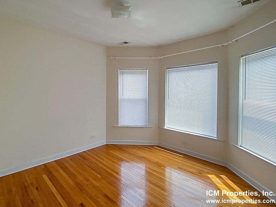 1st image of 857 W Cornelia Ave #3NN
