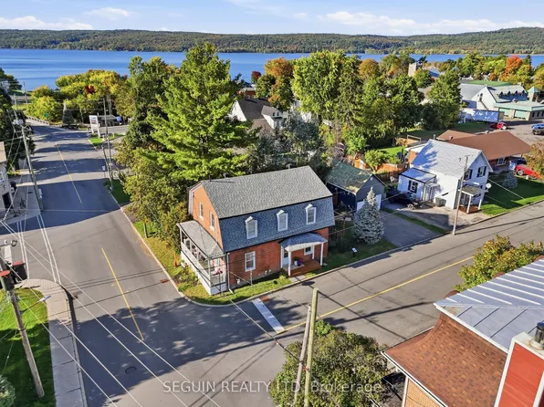 31 John St, Champlain, ON K0B 1K0