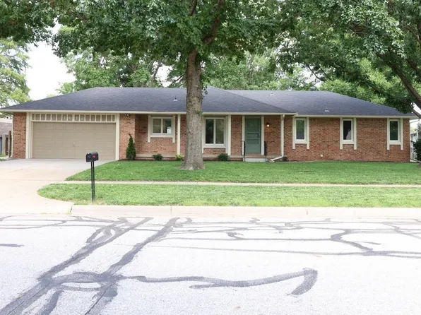 1612 N Byron Rd, Wichita, KS 67212