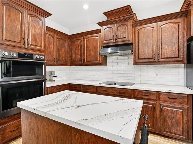 8417 Macarena Dr — Photo 18