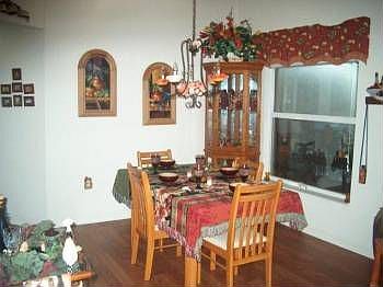 3rd image of 4202 Cannes Ave
