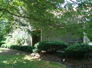 3 Beacon Hill Rd APT A, West Milford, NJ 07480