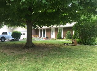 430 Loma Dr, Forsyth, IL 62535