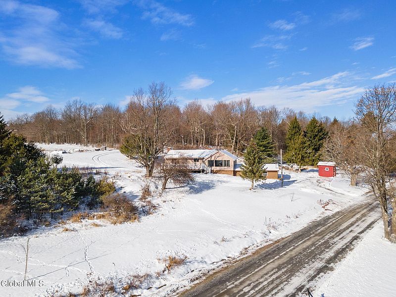 3rd image of 929 Patria Road