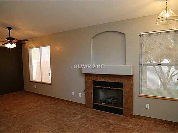 3rd image of 7028 Desert Clover Ct