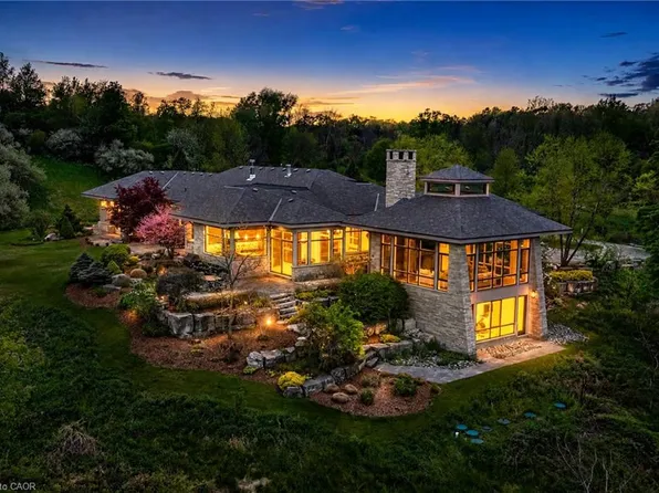 1099 Mineral Springs Rd, Ancaster, ON L9H 5E3
