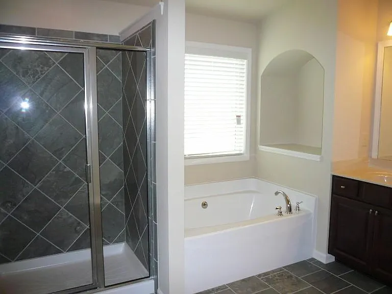 780 Duberry St — Photo 11