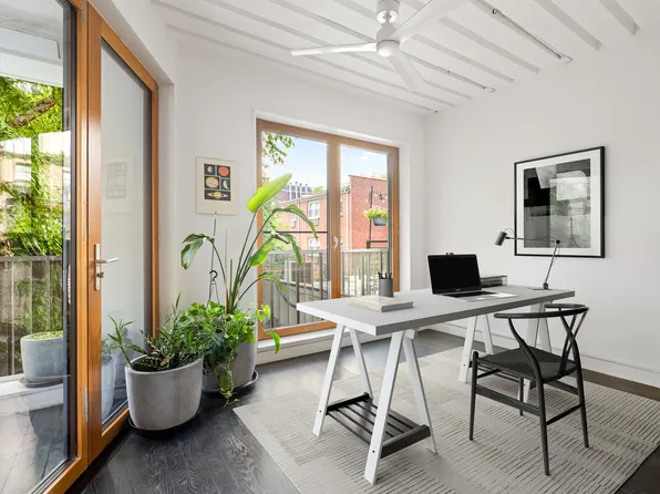 536 Court Street image 10 of 27