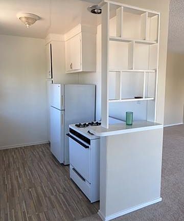 5th image of 1224 12th St APT 5