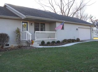 2063 E Pierceton Rd, Warsaw, IN 46580