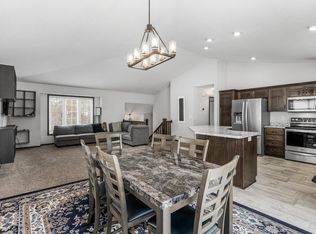 24264 Fillmore Cir NE, East Bethel, MN 55005