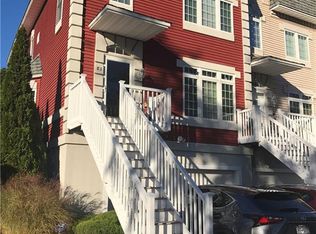 83 Alexander Ct, Nanuet, NY 10954