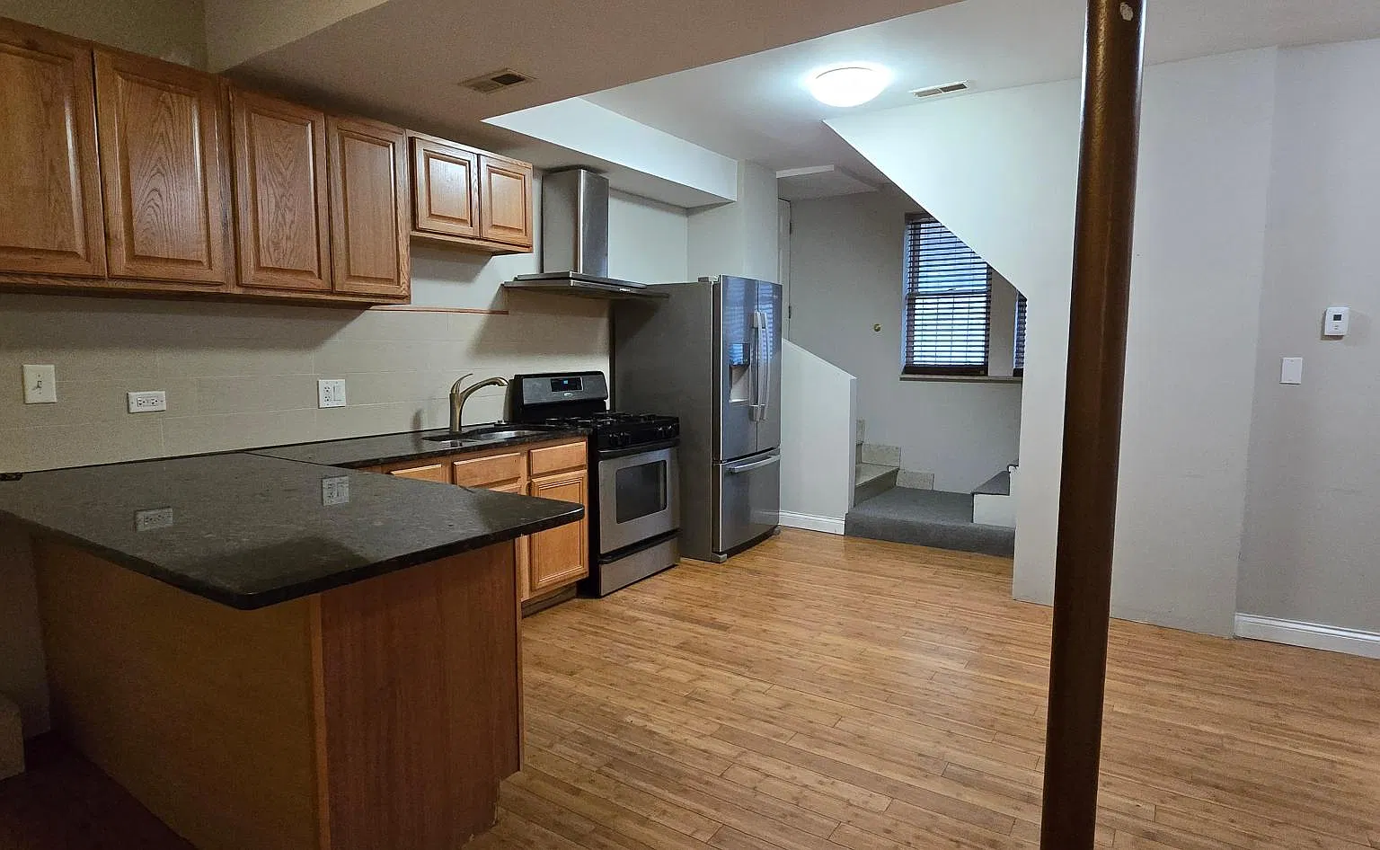 2 bed, 700 sqft, $1,695 — Photo 4