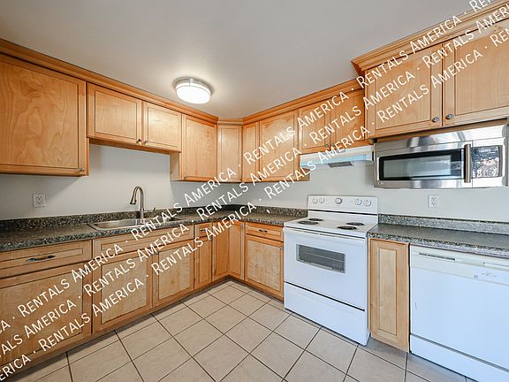 2nd image of 3550 E Voltaire Dr