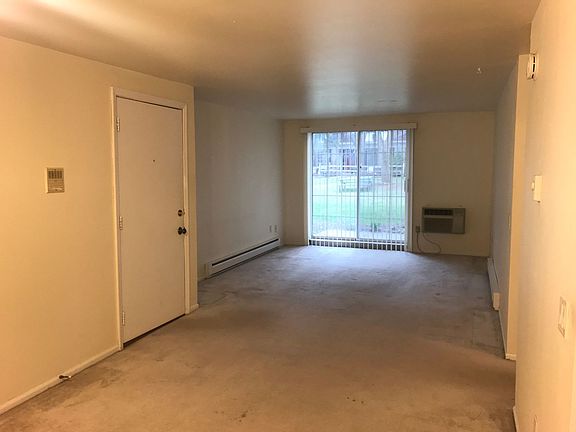 4th image of 309 Island Dr #311-2