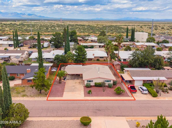 517 HOWARD Drive, Sierra Vista, AZ 85635
