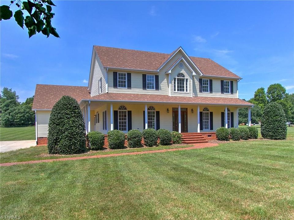 1st image of 7509 Oak Valley Ln