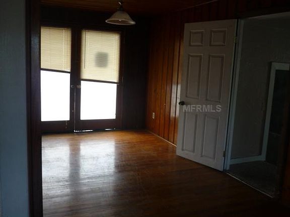 4th image of 4560 54th Ave N
