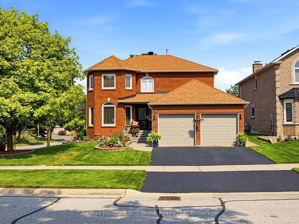 1st image of 1 Glencedar Cres