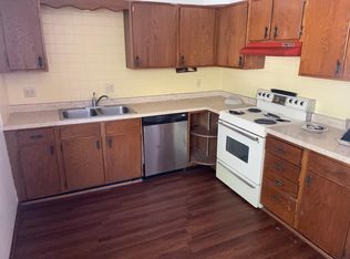 725 Griffith Dr APT 4, Manhattan, KS 66502