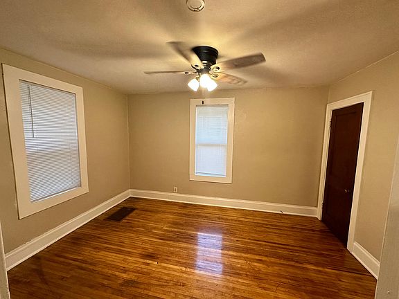 2nd image of 1262 Bush Ave