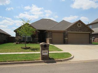 19209 Garden Creek Ln, Edmond, OK 73012