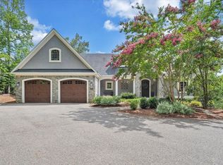 2512 Lakewood Forest Rd, Moneta, VA 24121