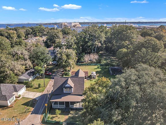 5th image of 6823 BUFFALO Avenue