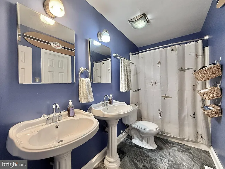 64 Woodway Dr — Photo 25