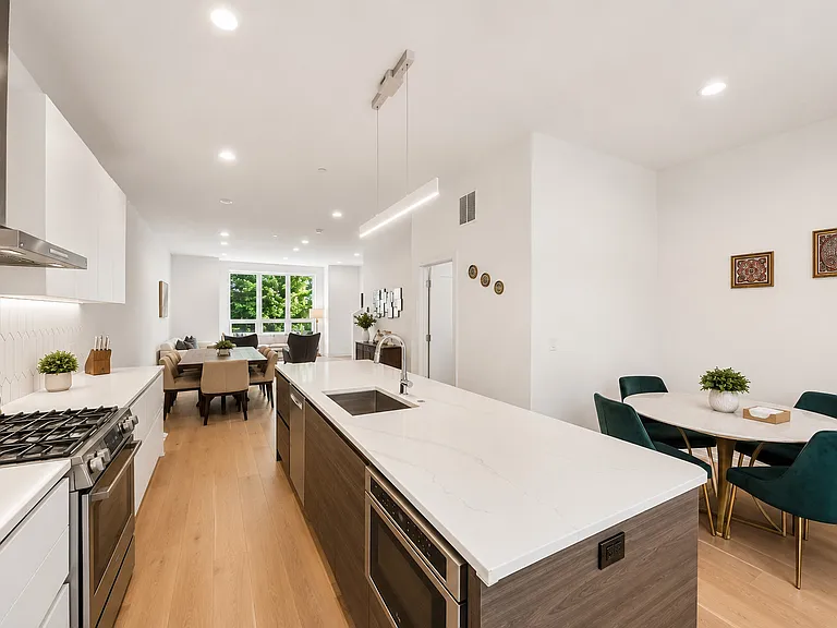 525 N Bishop St #3 — Photo 12