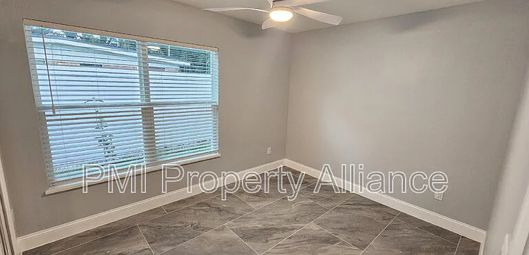 1120 Lincoln Ter #B — Photo 12