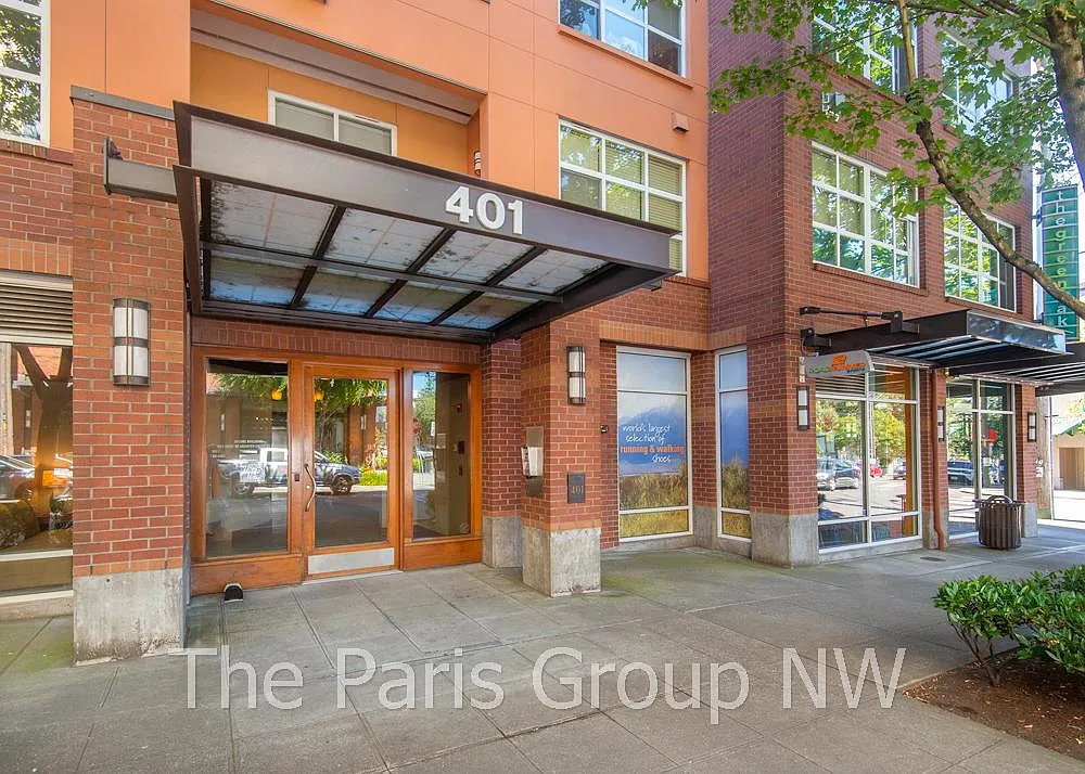 Building Photo - 401 NE 71st St #407