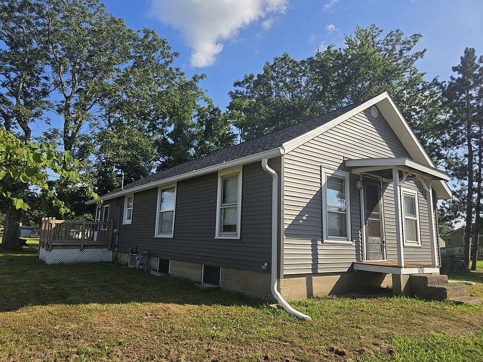 1st image of 1090 2nd St