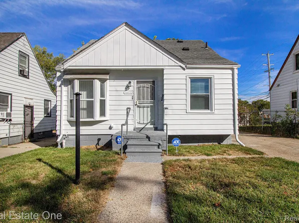 26620 Oakland St, Inkster, MI 48141