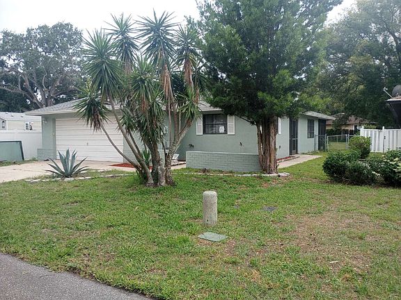 2nd image of 4207 Pierce Ct