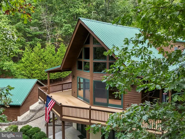 78 Purple Finch Ln, Berkeley Springs, WV 25411