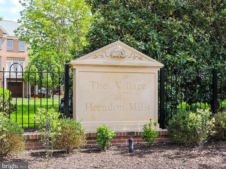 1st image of 146 Herndon Mill Cir