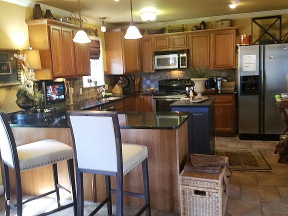 3rd image of 116 Parkwood Dr