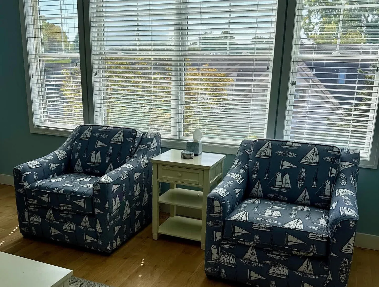 4 bed, 3.0 bath, 2497 sqft, $9,777 — Photo 3