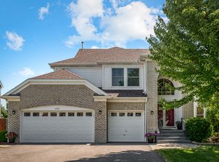 2512 Whitehall Ln, Naperville, IL