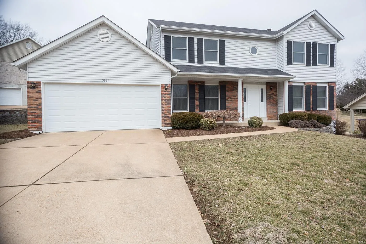3951 Butler Hill Rd photo 1